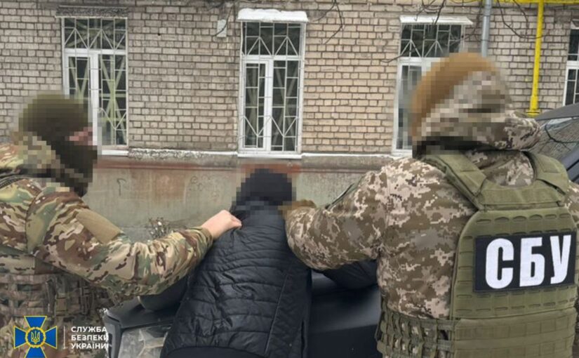 В Україні викрили сімох торгівців “трофейною” зброєю