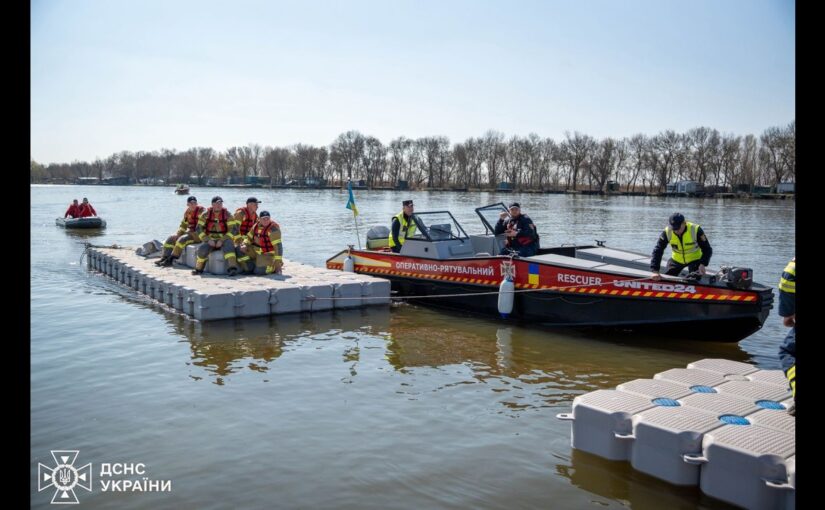 Рятувальники Одещини та Черкащини відпрацювали спільні дії на воді.