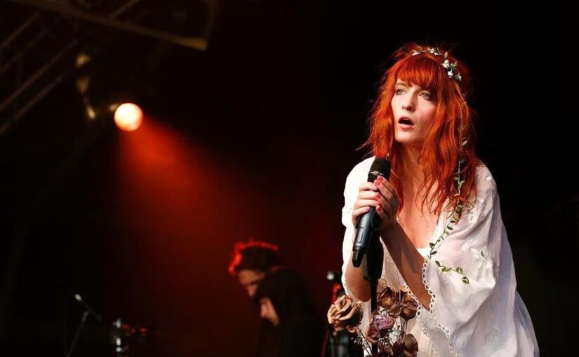 Флоренс Велч захистила український прапор на концерті у Празі