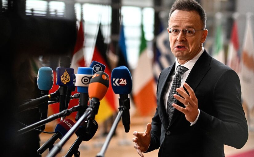 Сіярто назвав блокування Дружби “замахом на Угорщину”