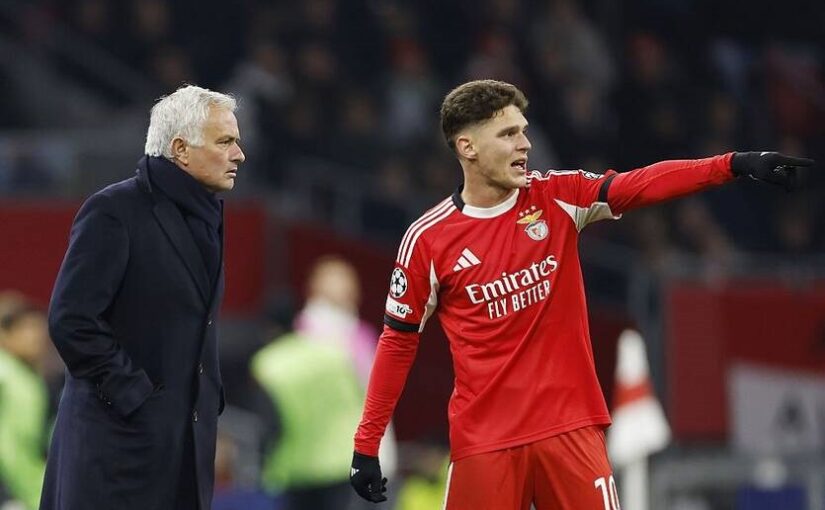 Моурінью пояснив, чому Судаков не зіграв проти Спортінга