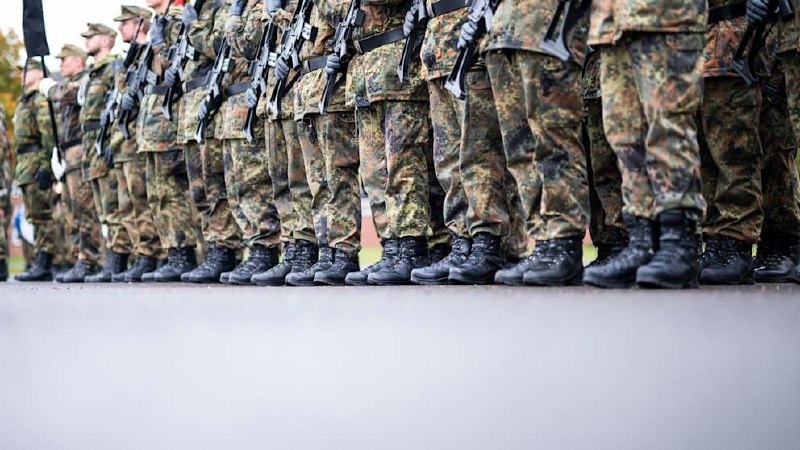 Німеччина пропонує підвищити вік резервістів до 70 років