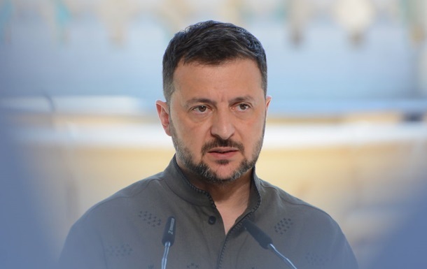 Президент критикує оборонкомпанії, які відкривають виробництво за кордоном