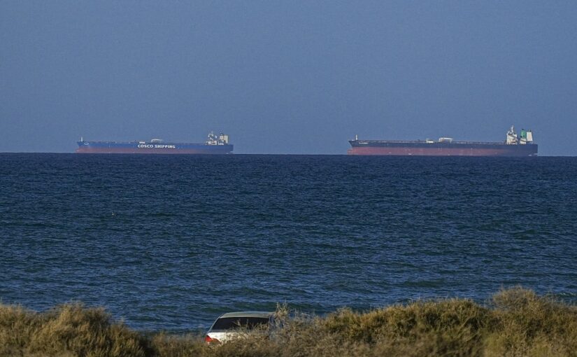 США і Іран відкрили Ормуз. Ціни на нафту реагують