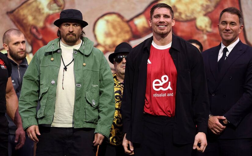 Верхувен висловив намір відібрати в Усика пояси